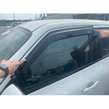 Дефлектори вікон Nissan Juke 2010-2018 накладні (DEFL) Q2-2